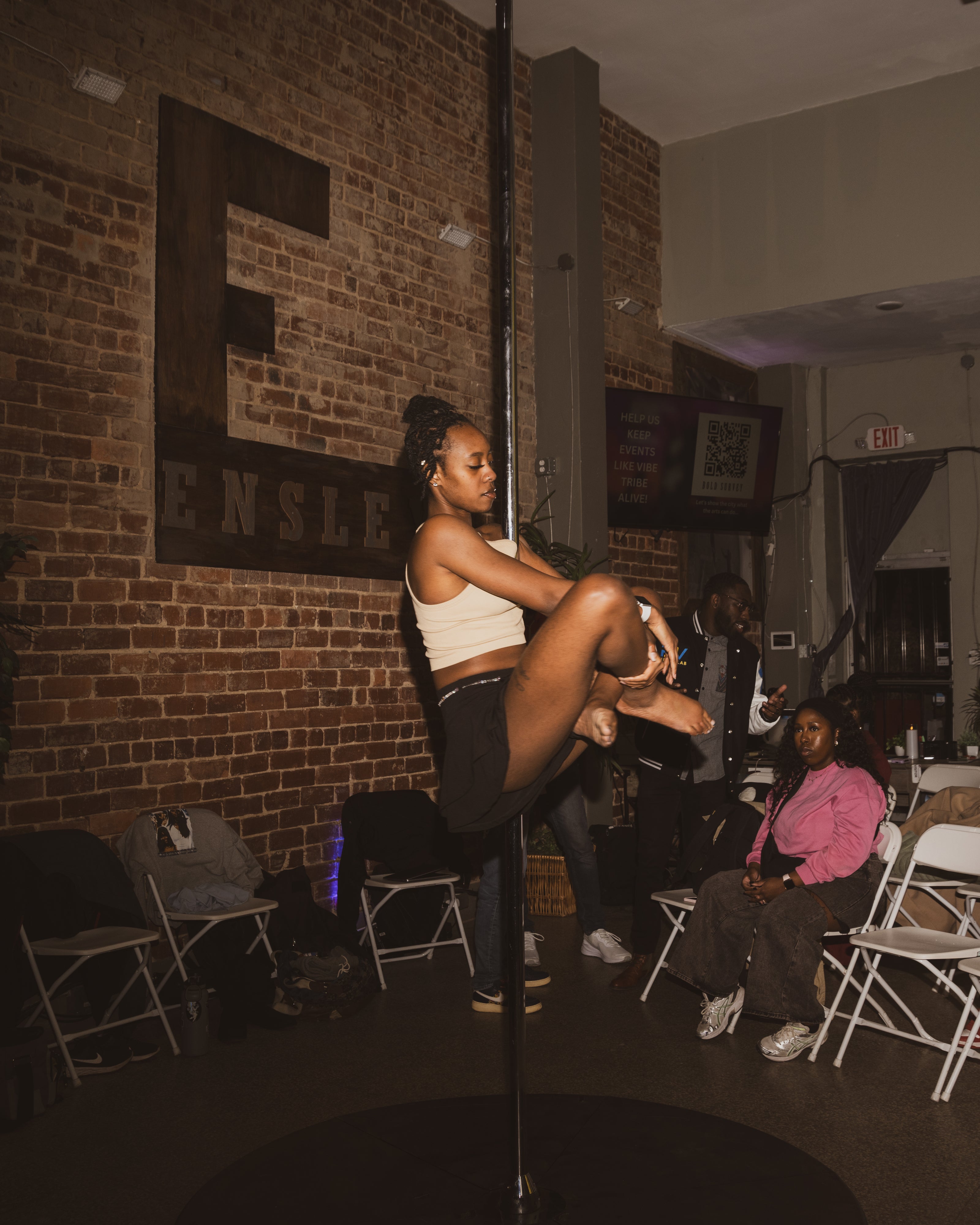 SACRED SOLOS — PRIVATE POLE & EMBODIMENT SESSIONS